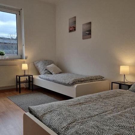 Moeblierte 3 Zimmer Apartment - Mit Smart Tv, Wlan Und Kostenfreie Parkplaetze Schloß Holte-Stukenbrock Exteriér fotografie